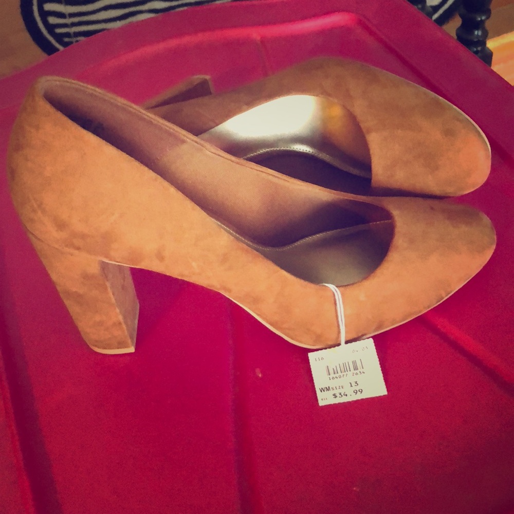 Dark Tan Suede heels